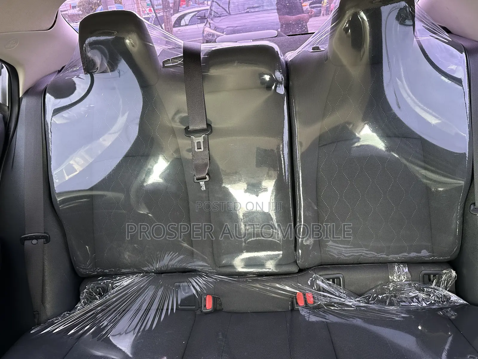 Toyota Corolla LE 2020 Silver