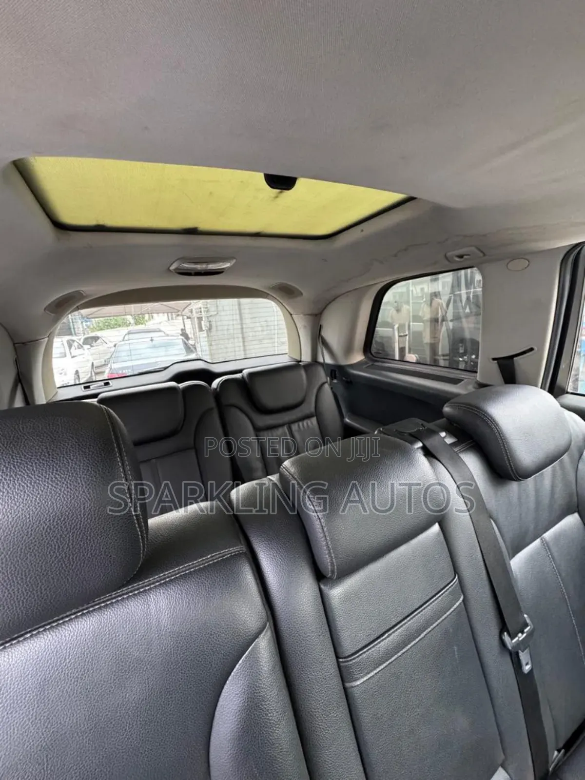 Mercedes-Benz GL-Class 2010 Silver