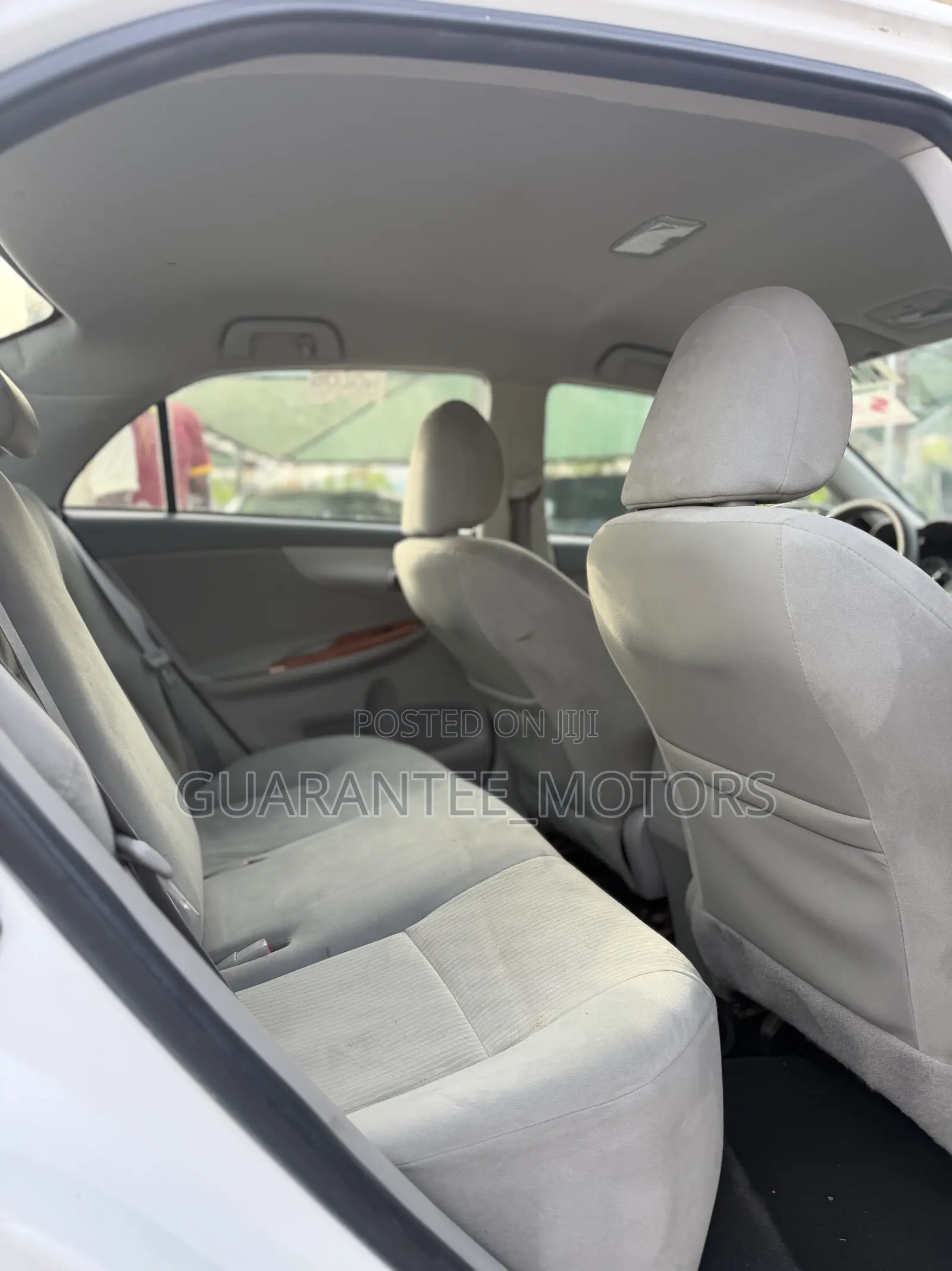 Toyota Corolla 2010 White