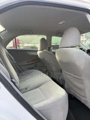 Toyota Corolla 2010 White