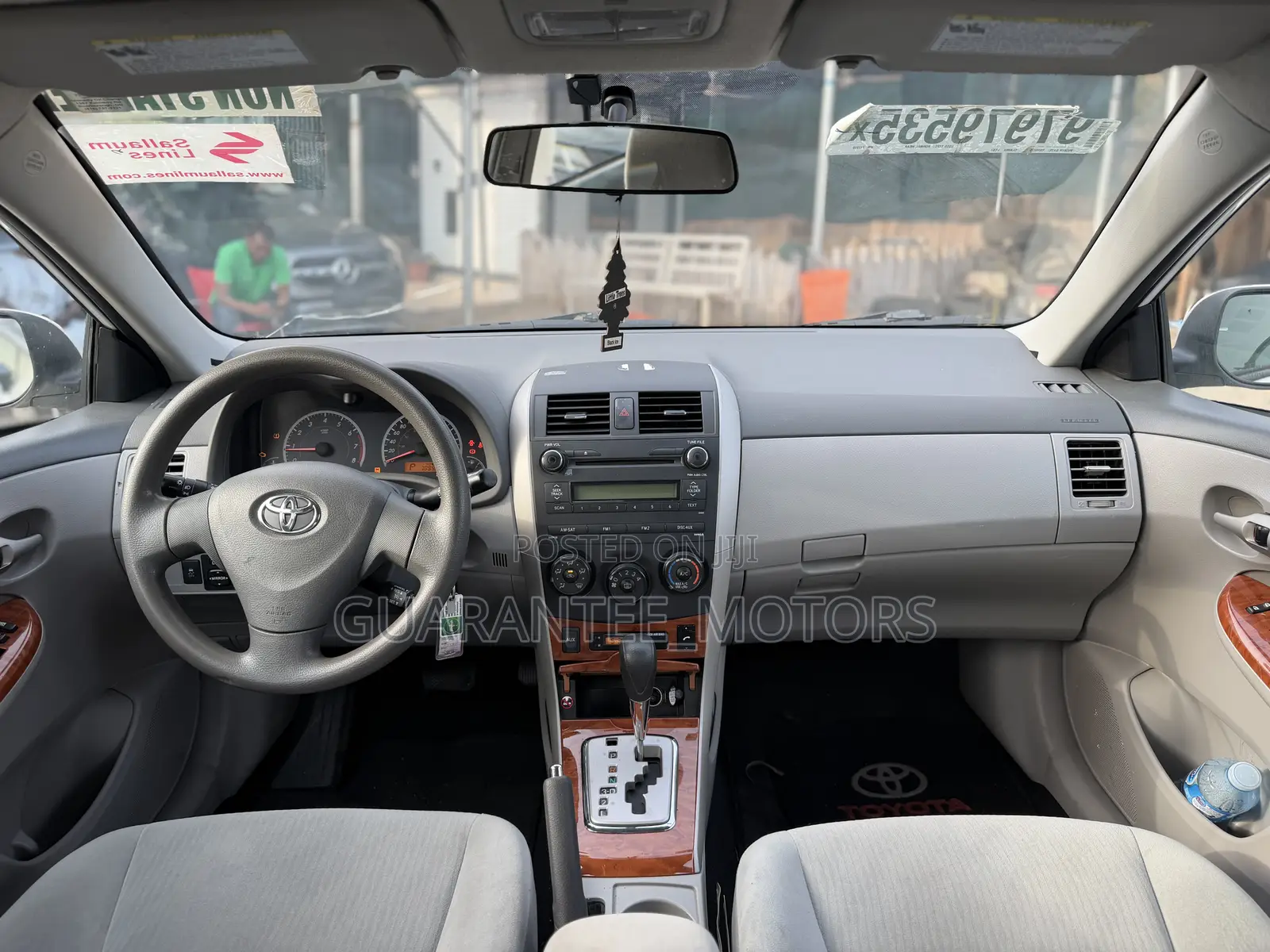 Toyota Corolla 2010 White
