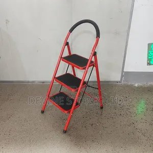 3 Steps Red Aluminun a Ladder