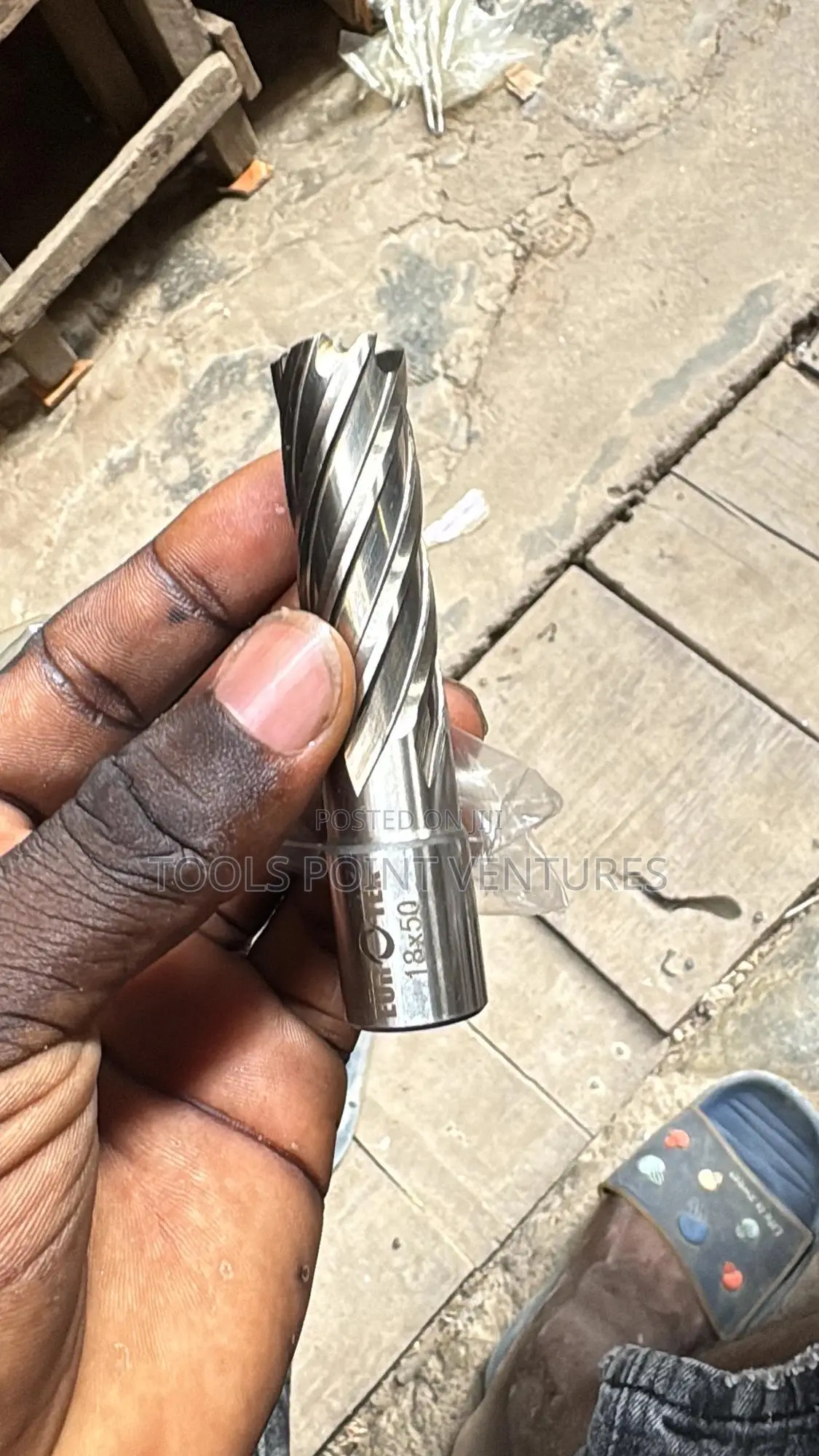 Magnetic Drill Bit