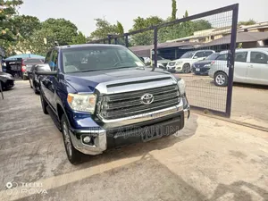 Toyota Tundra 2015 Blue