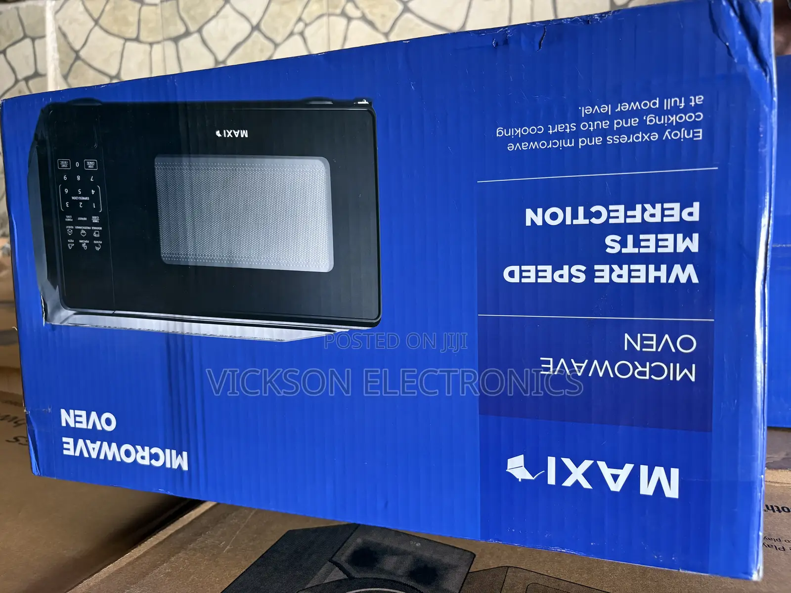 Maxi 20litters Microwave Digital Black Brand New