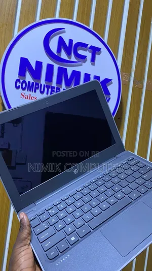 Laptop HP Stream Laptop 4GB Intel Celeron SSD 128GB