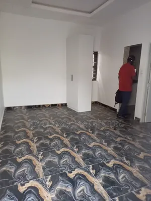 2bdrm Block of Flats in Apo Nepa for rent