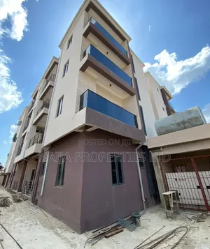 2bdrm Apartment in Ebute Metta for rent