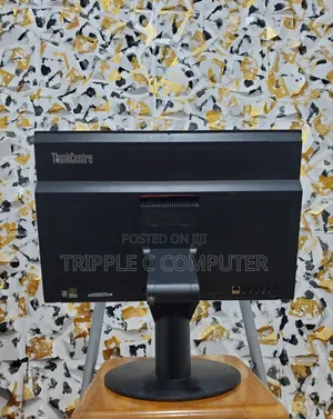 Desktop Computer Lenovo ThinkCentre M700 8GB Intel Core i5 HDD 1T