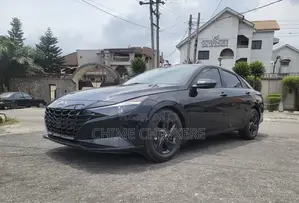Hyundai Elantra SE 2022 Black