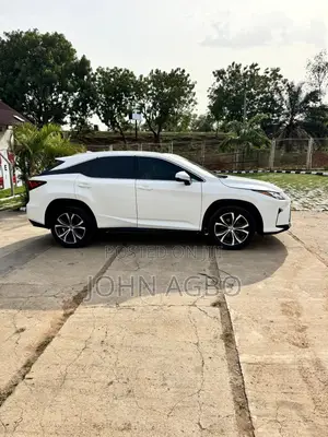 Lexus RX 350 FWD 2017 White