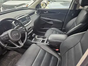 Kia Sorento 4dr SUV 2016 Gray