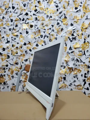 Desktop Computer Lenovo ideacentre 310S 4GB Intel Pentium HDD 500GB