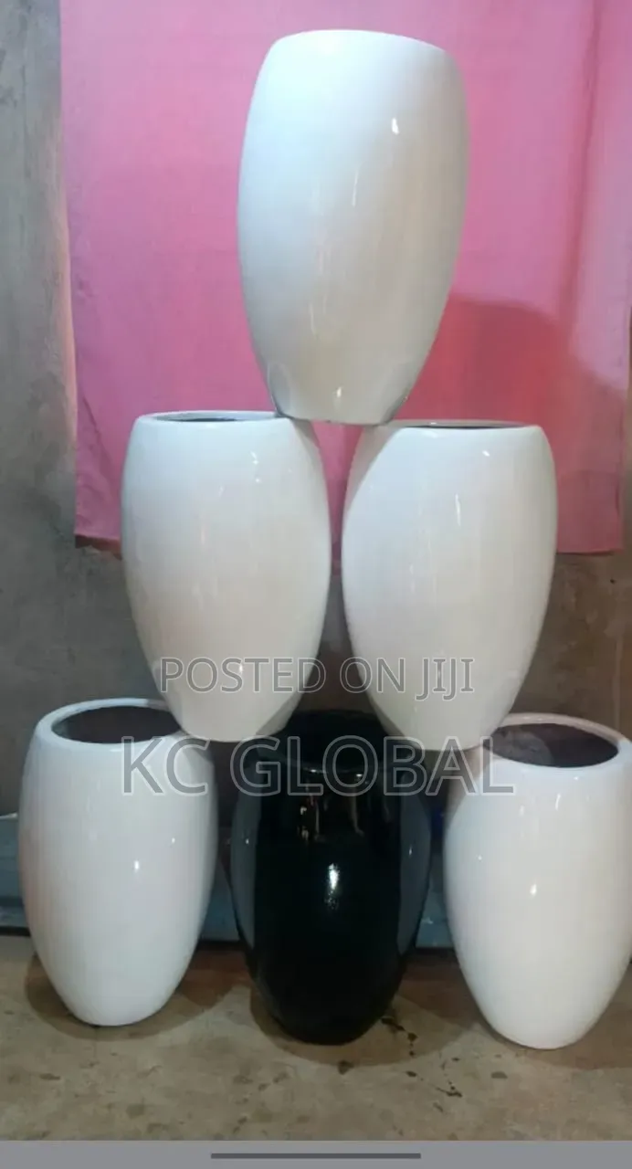 Flower Pot Available Small and Big Make Ur Order