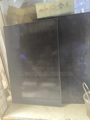 550watts Longi Solar Panel All Black