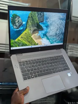 Laptop HP ZBook Studio G5 16GB Intel Core i7 SSD 512GB