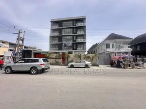 2bdrm Apartment in Lekki Phase 2 for rent
