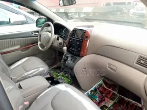 Toyota Sienna XLE 2005 Blue
