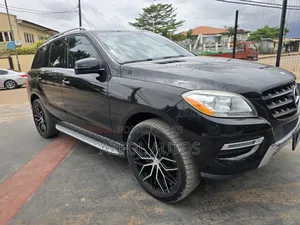 Mercedes-Benz M Class ML350 4MATIC 4dr SUV AWD (3.5L 6cyl 7A) 2015