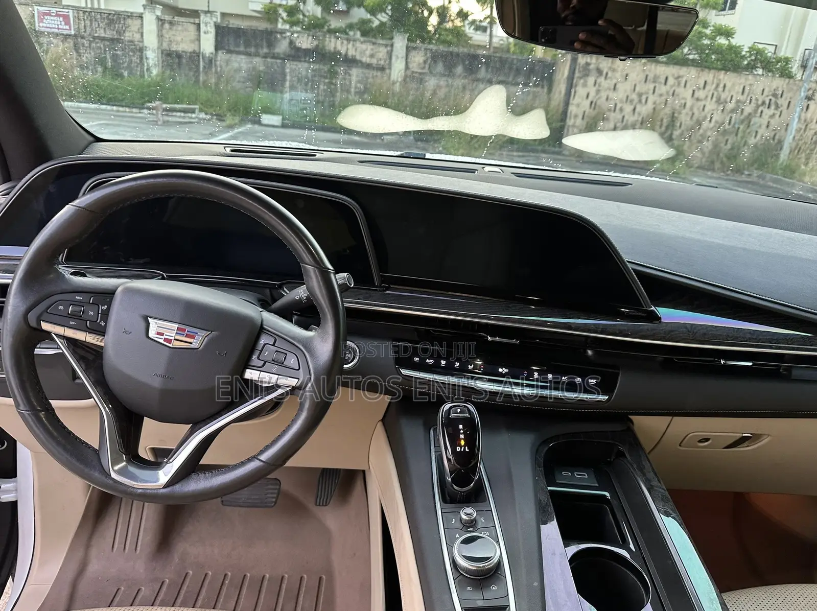 Cadillac Escalade 2022 White