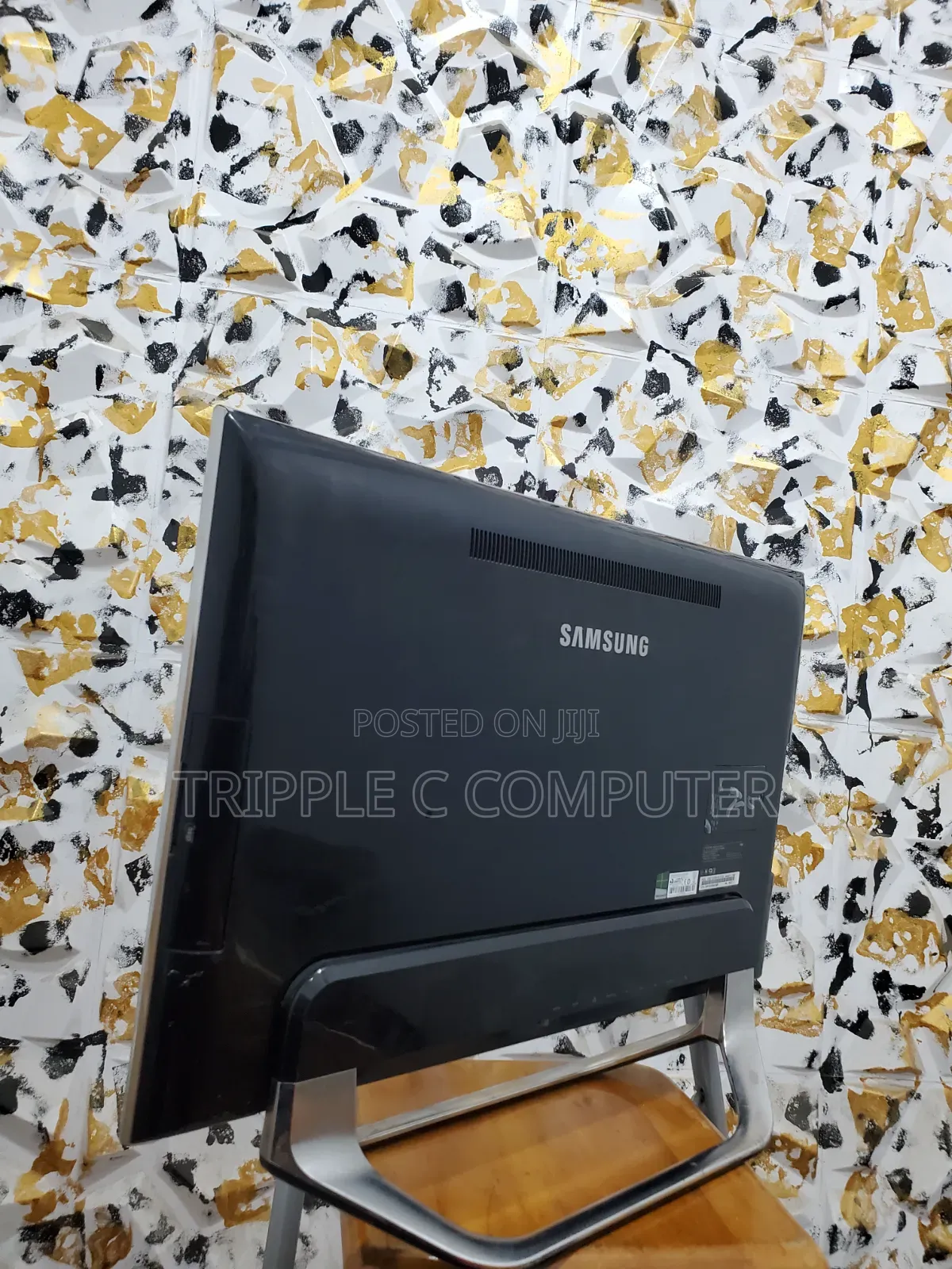 Desktop Computer Samsung AiO 24 8GB Intel Core i5 HDD 1T