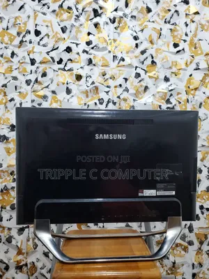 Desktop Computer Samsung AiO 24 8GB Intel Core i5 HDD 1T