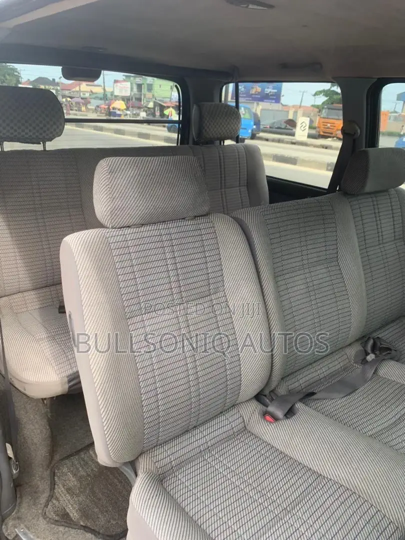 Toyota HiAce 2007 Green