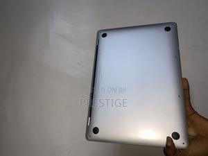 Laptop Apple MacBook Pro 2017 8GB Intel Core i5 SSD 256GB