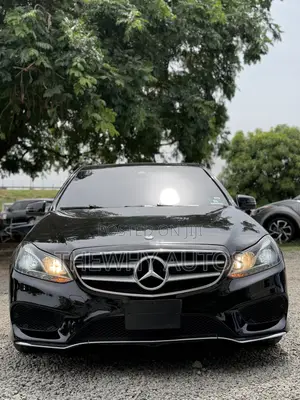 Mercedes-Benz E350 Base 4Matic Sedan AWD (3.5L 6cyl 7A) 2014 Black