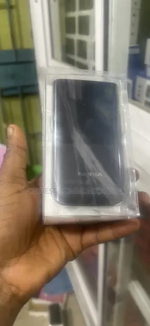 New Nokia 2720 Flip 512 GB Black