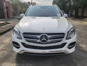 Mercedes-Benz GLE-Class GLE 350d 4MATIC 2017 White