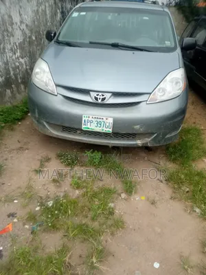 Toyota Sienna 2008 Gray