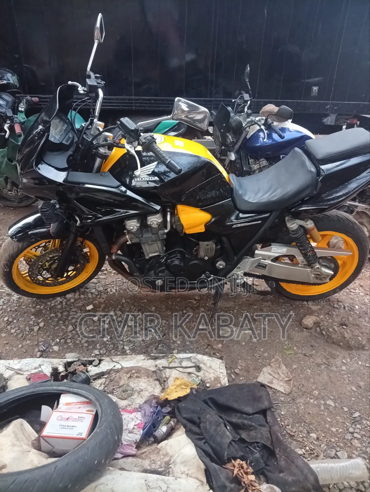 Honda CB 2010 Black