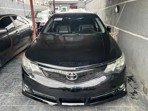 Toyota Camry SE 4dr Sedan (2.5L 4cyl 6A) 2014 Black