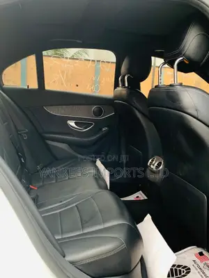 Mercedes-Benz C300 Sport 4Matic Sedan AWD (2.0L 4cyll 7A) 2016 White