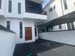 4bdrm Duplex in Ikota Villa Estate for rent