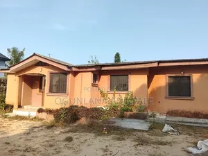 3bdrm Bungalow in Ijeododo, Ijegun for sale