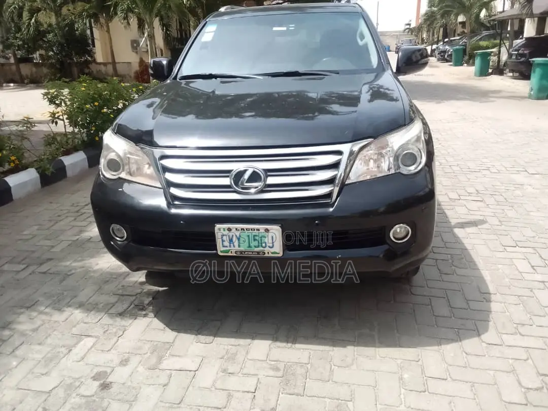 Lexus GX 2012 Blue