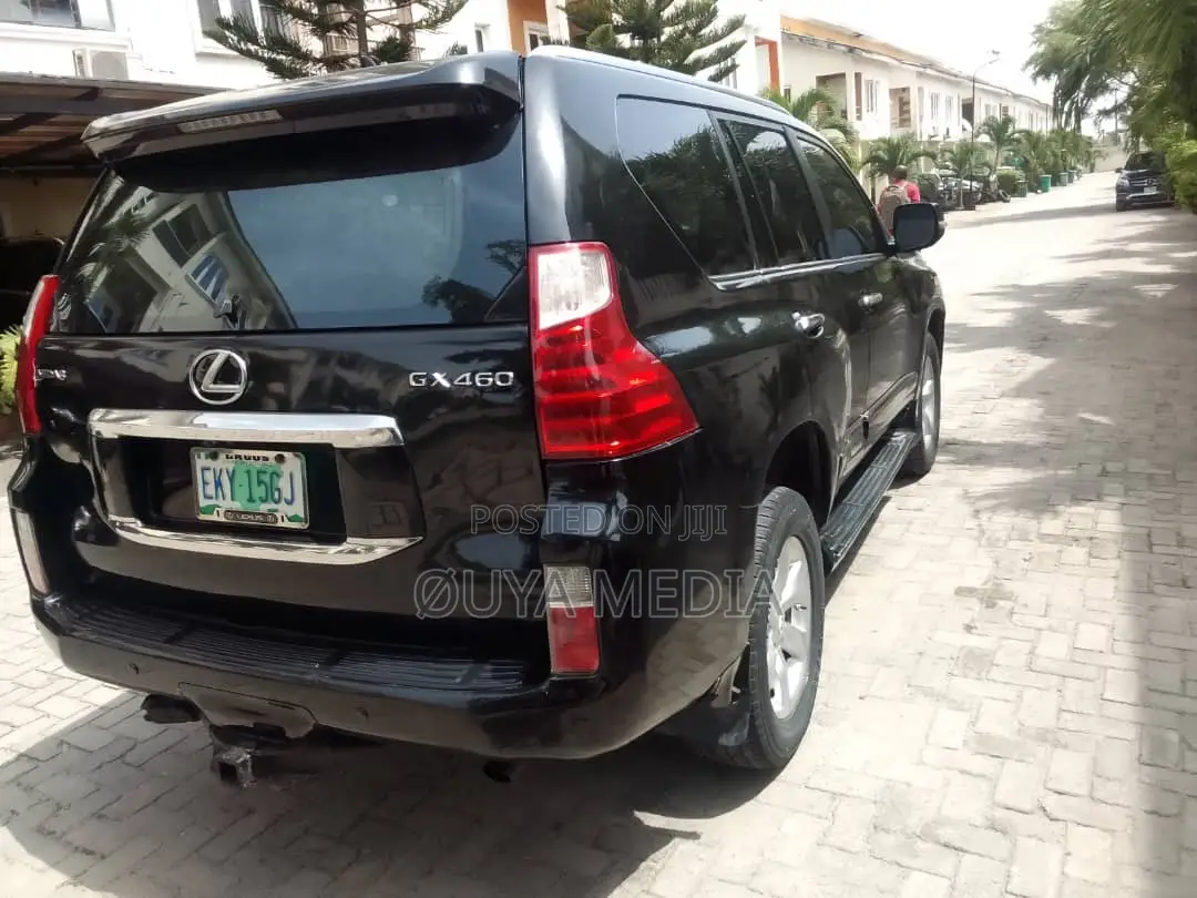 Lexus GX 2012 Blue