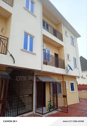 2bdrm Block of Flats in Fo1, Kubwa for rent