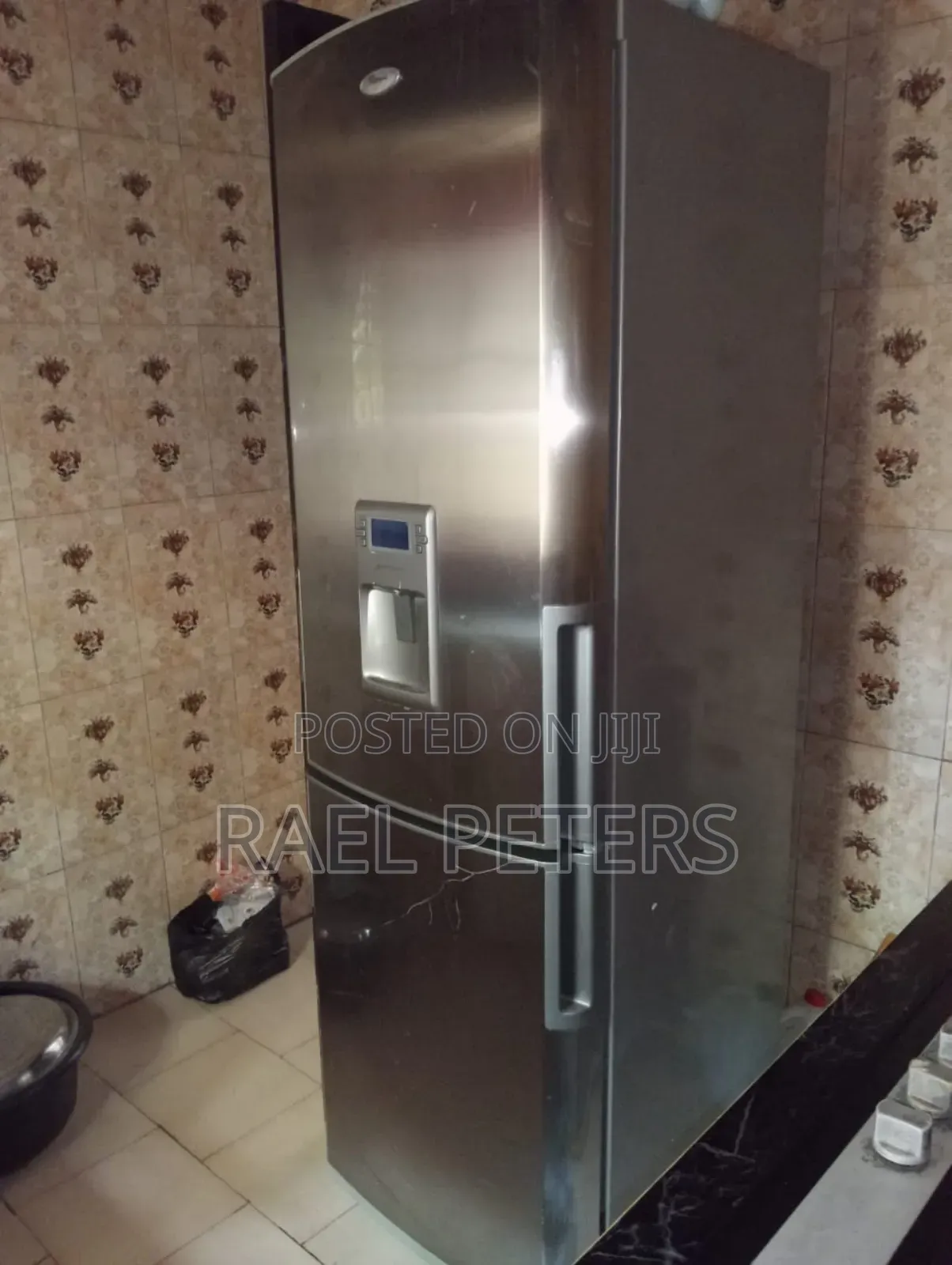 Whirlpool 6.5ft Tall Fridge and Freezer