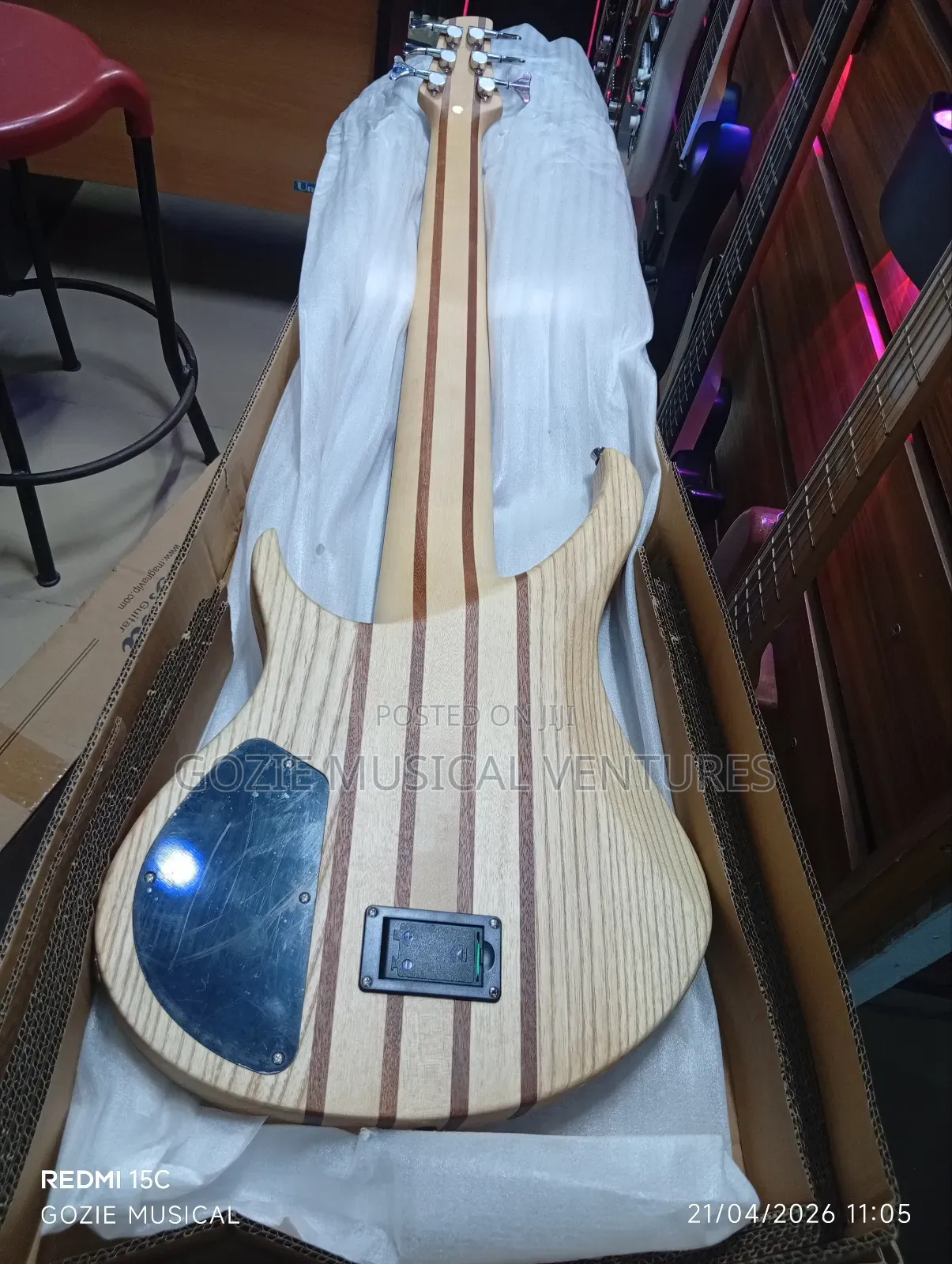 24frets Magna 6- Strings Electric Bass Guitar