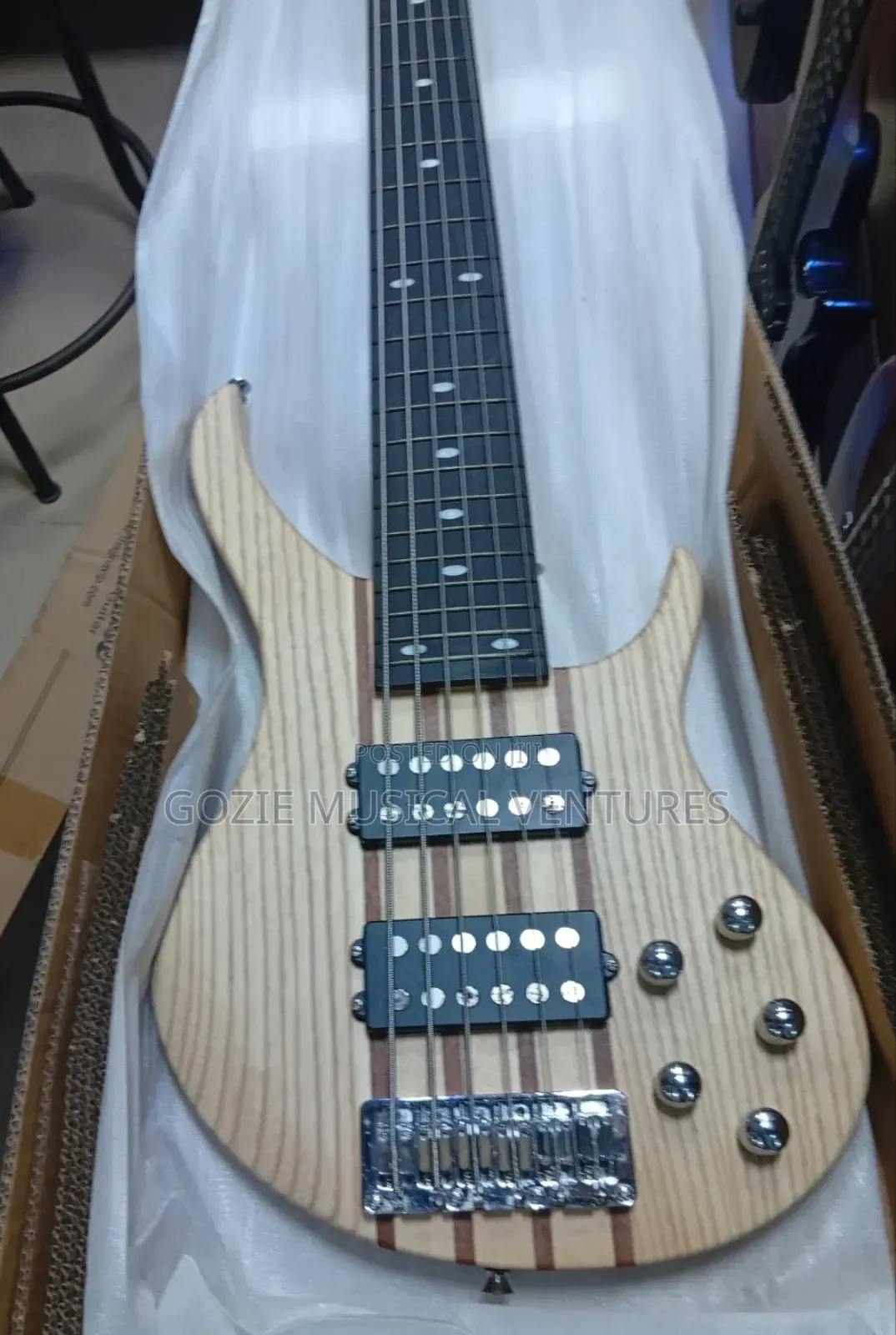 24frets Magna 6- Strings Electric Bass Guitar