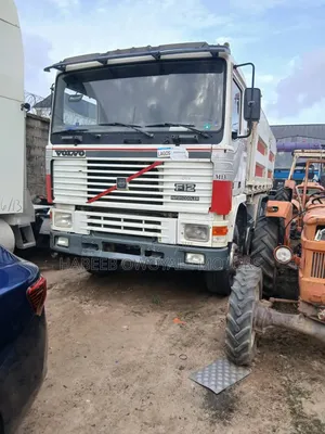 Volvo F12 Truck 2004 White