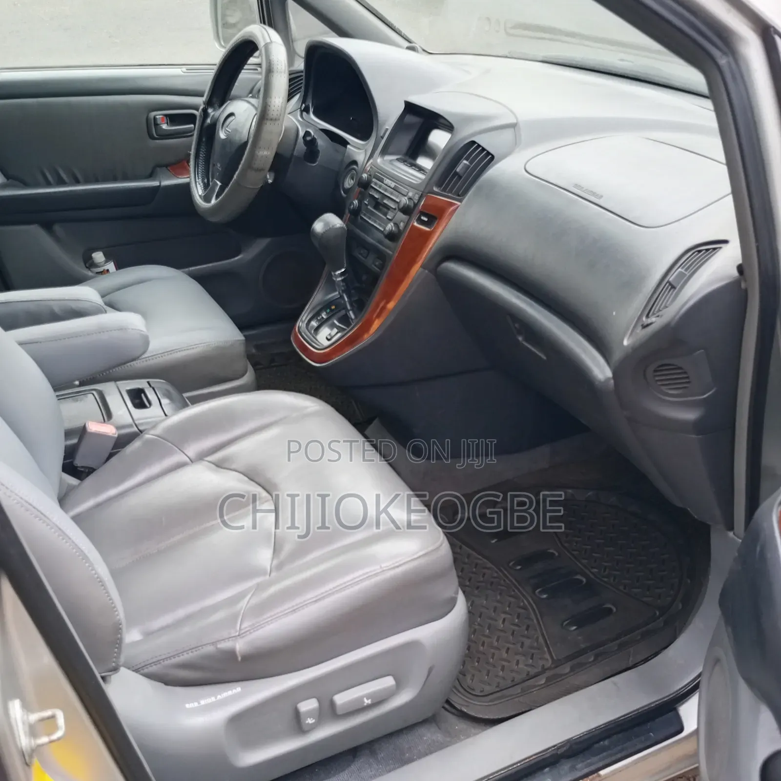 Lexus RX 2021 Silver