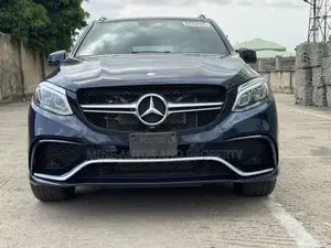 Mercedes-Benz GLE-Class AMG GLE 63 4MATIC 2017 Blue