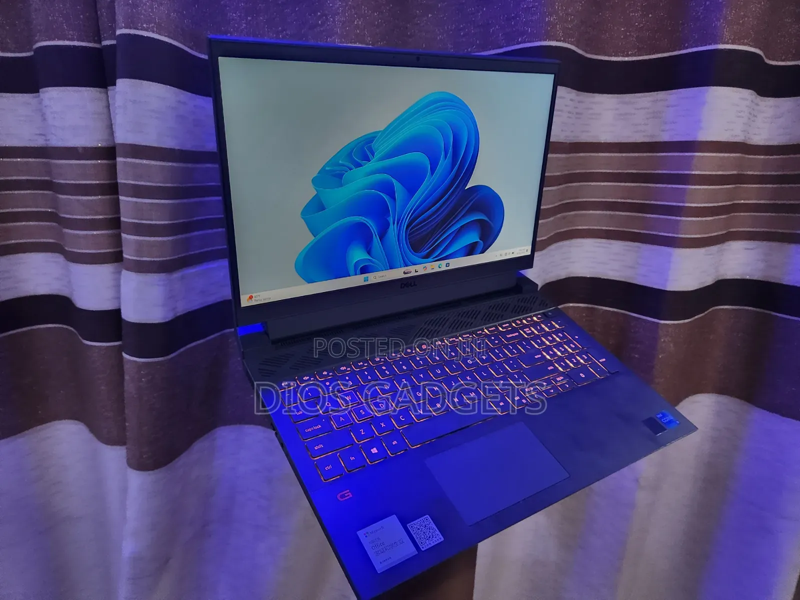 Laptop Dell G15 5511 16GB Intel Core i7 SSD 512GB