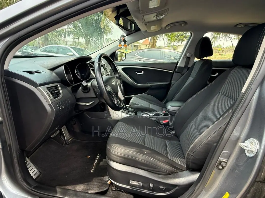 Hyundai Elantra 2016 Gray