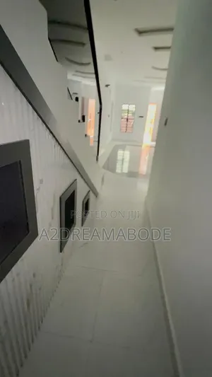 4bdrm Duplex in Omole Phase 1 for rent