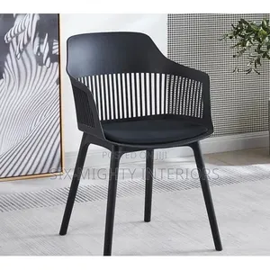 Nordic Luxe Plastic Dining Chair With Wooden Legs – Modern Durable
